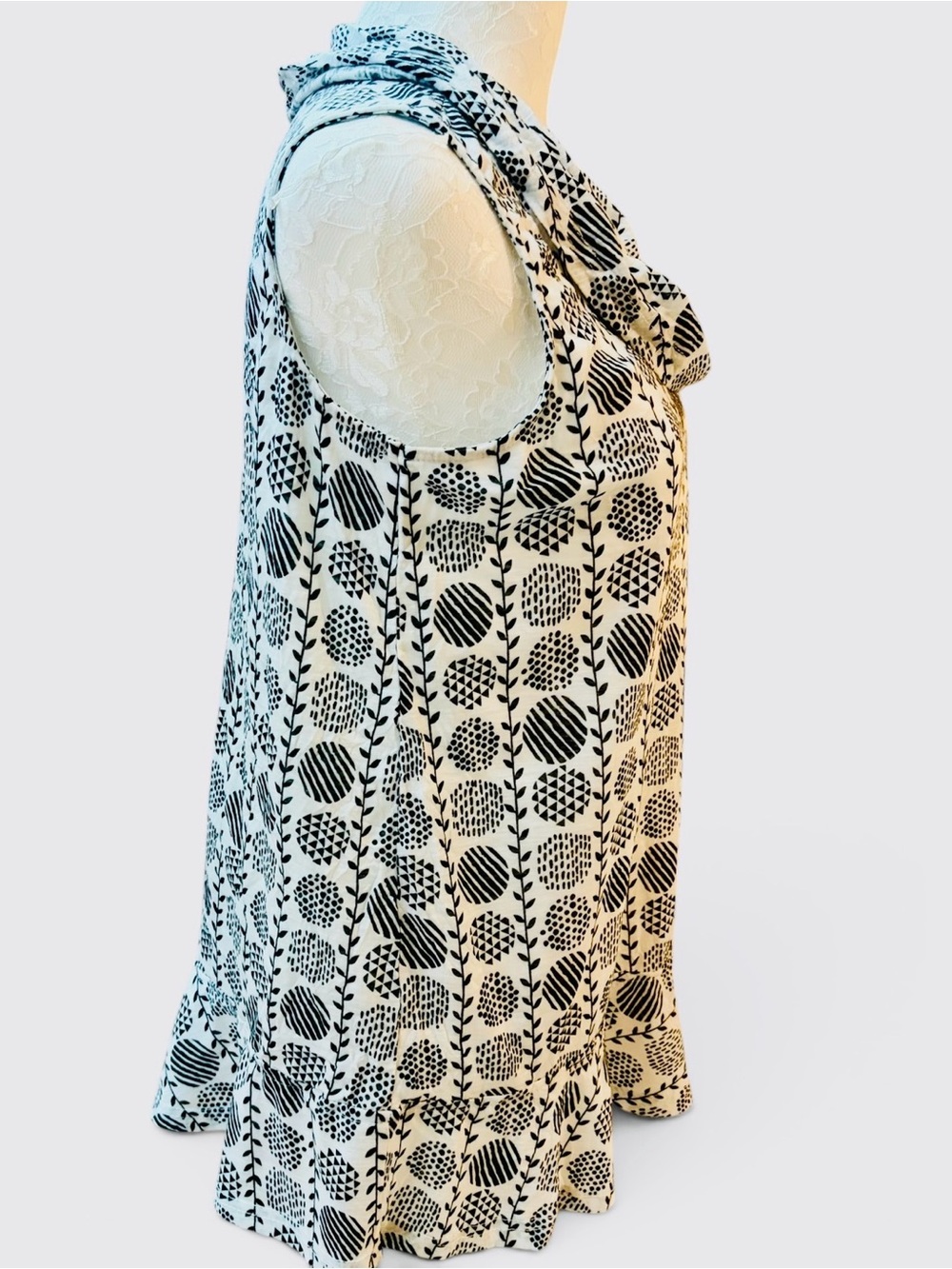 Tango Mango Sleeveless Black White Tunic Top M Resort Travel Coastal - Picture 5 of 10